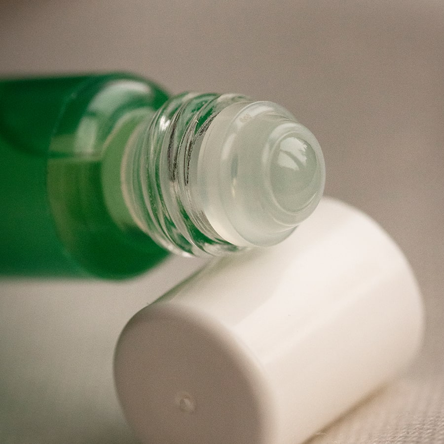 Adieu boutons - Roll-on anti-imperfection